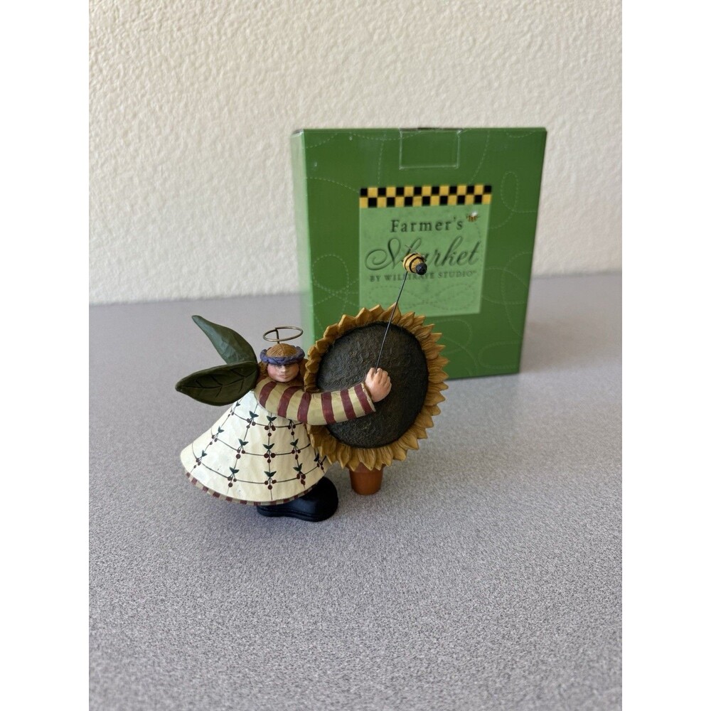Williraye Studio Summer’s Hug Farmer’s Market WW7610 Angel Sunflower Figurine